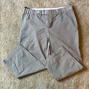 Woman's Striped Gray Capris